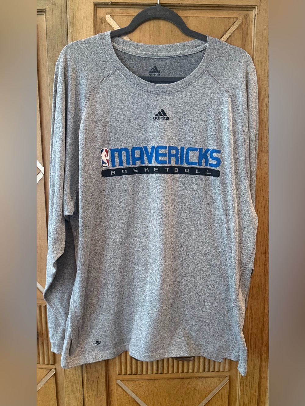 adidas Gray Mavericks Basketball Long-Sleeve Shirt